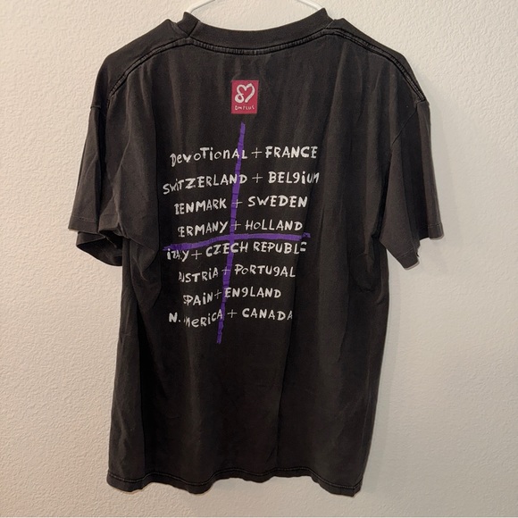 💕 Moving Sale! 💕 
Vintage Depeche Mode Shirt - Picture 5 of 5